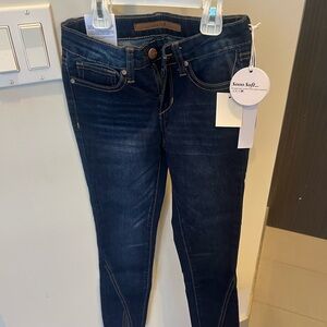 Brand new girls Joes jeans, size 10, blue in perfect condition never worn.